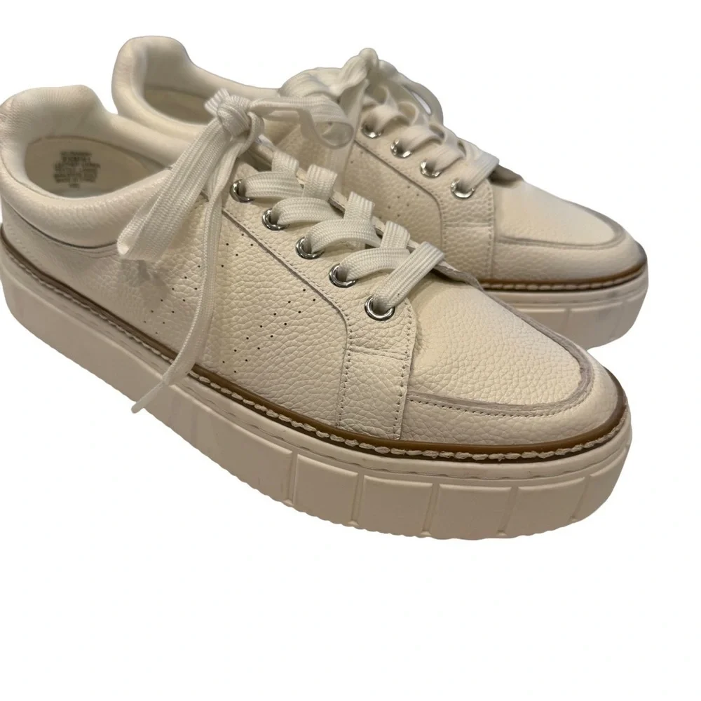 Vince Camuto ”Randay” Women’s Platform Bright White Leather Sneakers Sz 9.5 NEW